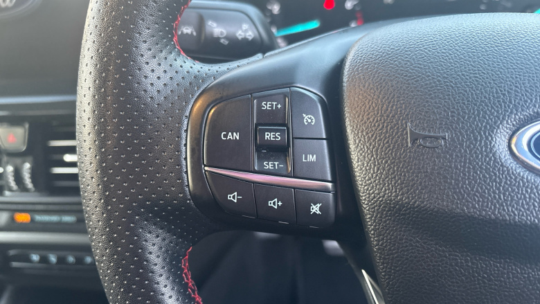 Ford Focus 1.0 EcoBoost ST-Line 5dr Petrol Hatchback